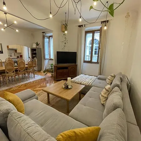 Apartment Martina Old City Center Apartment *